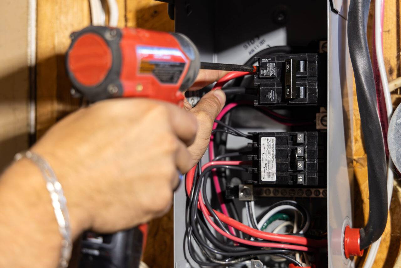 Chicago Electrical Panel Replacement | Replace Electrical Panel | Four ...